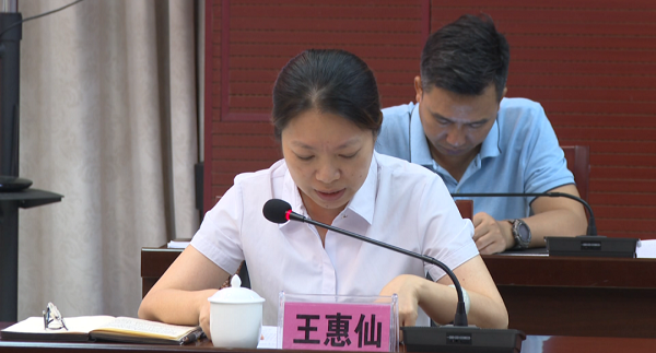 保亭县委书记王昱正扎实做好常态化疫情防控保质保量推进疫苗接种