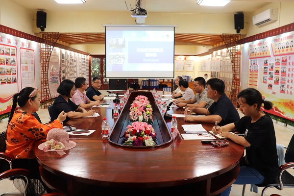 海南热带海洋学院“访企拓岗促就业”座谈会在槟榔谷举行