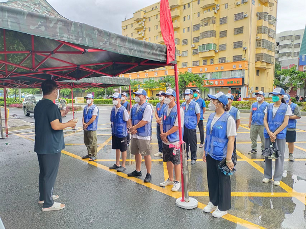 保亭：志愿服务四聚焦四发力 给力社区战“疫”