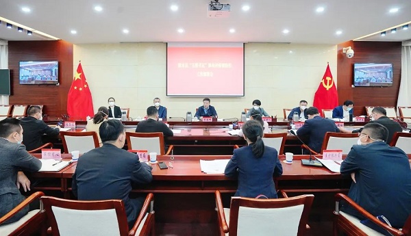 陵水县委书记吴海峰：保持耐心 保持韧劲 全力以赴抓好农村地区疫情防控工作