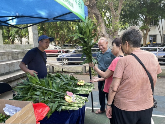 海口美兰区举办消费助农活动
