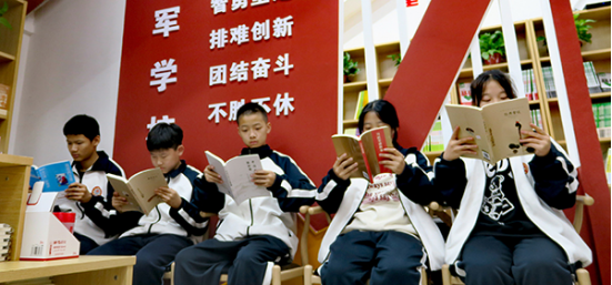 衡水冀州区：“校园书店”让学子悦享书香