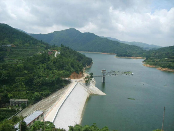 福建安溪：村内水库标准化管理建设经验获表彰