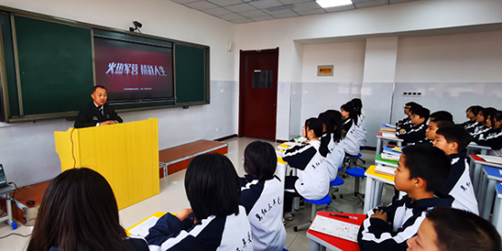 衡水冀州区开展国防教育法规宣传进校园活动