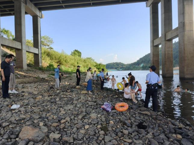 武夷山与建阳携手并进，县域巡河交水共绘崇阳溪生态美